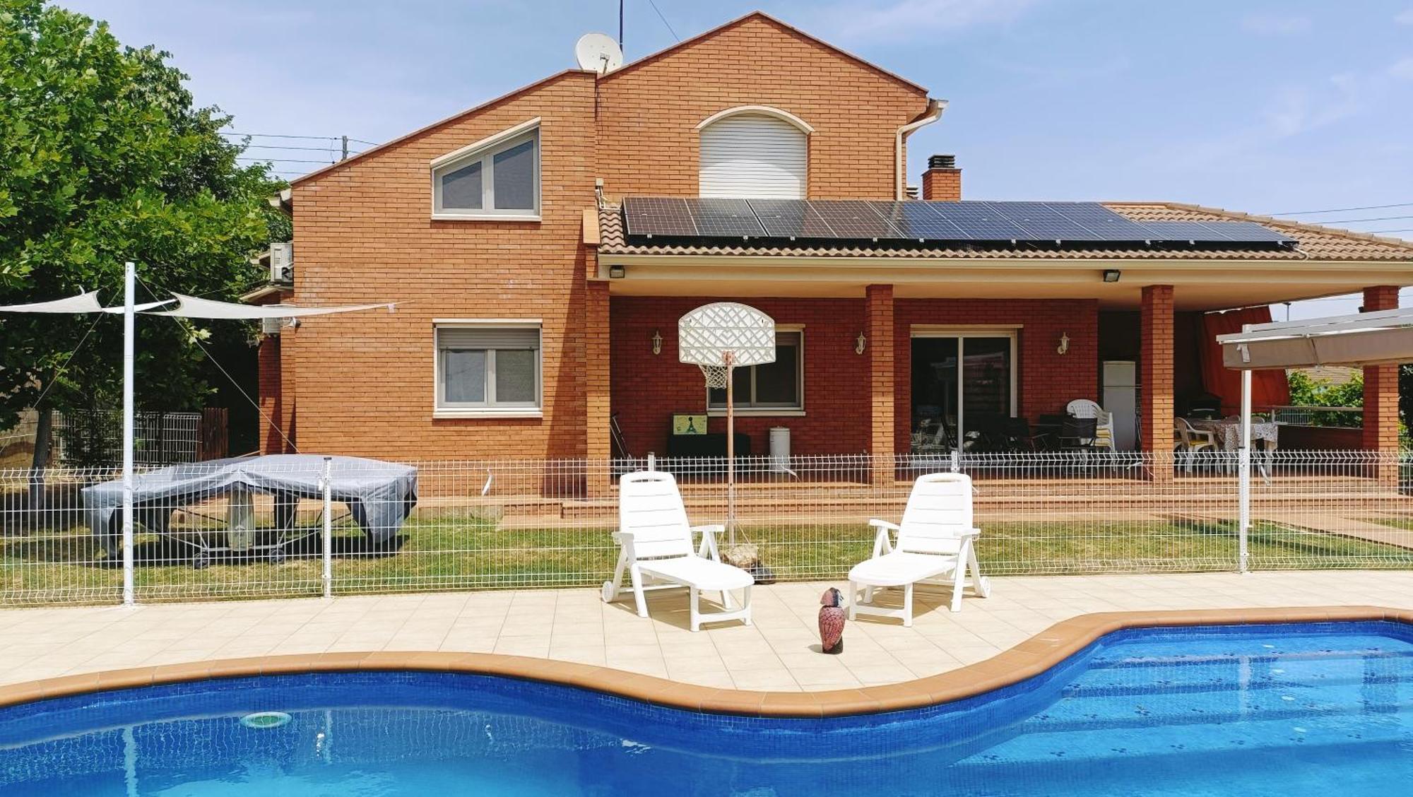 Willa Casa Con Jardin Y Piscina Privada. Santa Eulalia de Ronsaná Zewnętrze zdjęcie